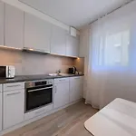 Charming & Bright Ground Floor 1-Bedroom Apartment - Lausanne Cdc31-101